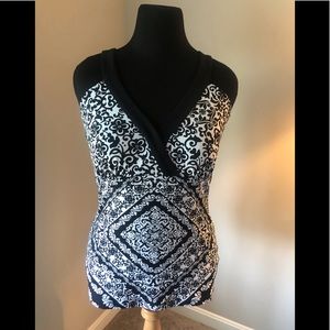 White House/Black Market Top